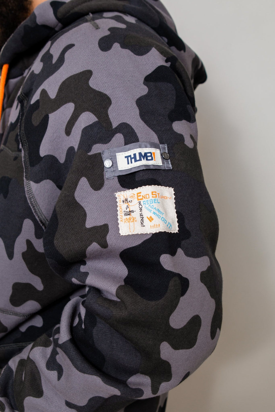 CAMOUFLAGE HOODIES - Thumb United