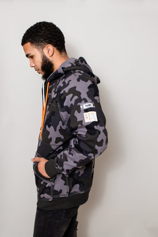 CAMOUFLAGE HOODIES - Thumb United
