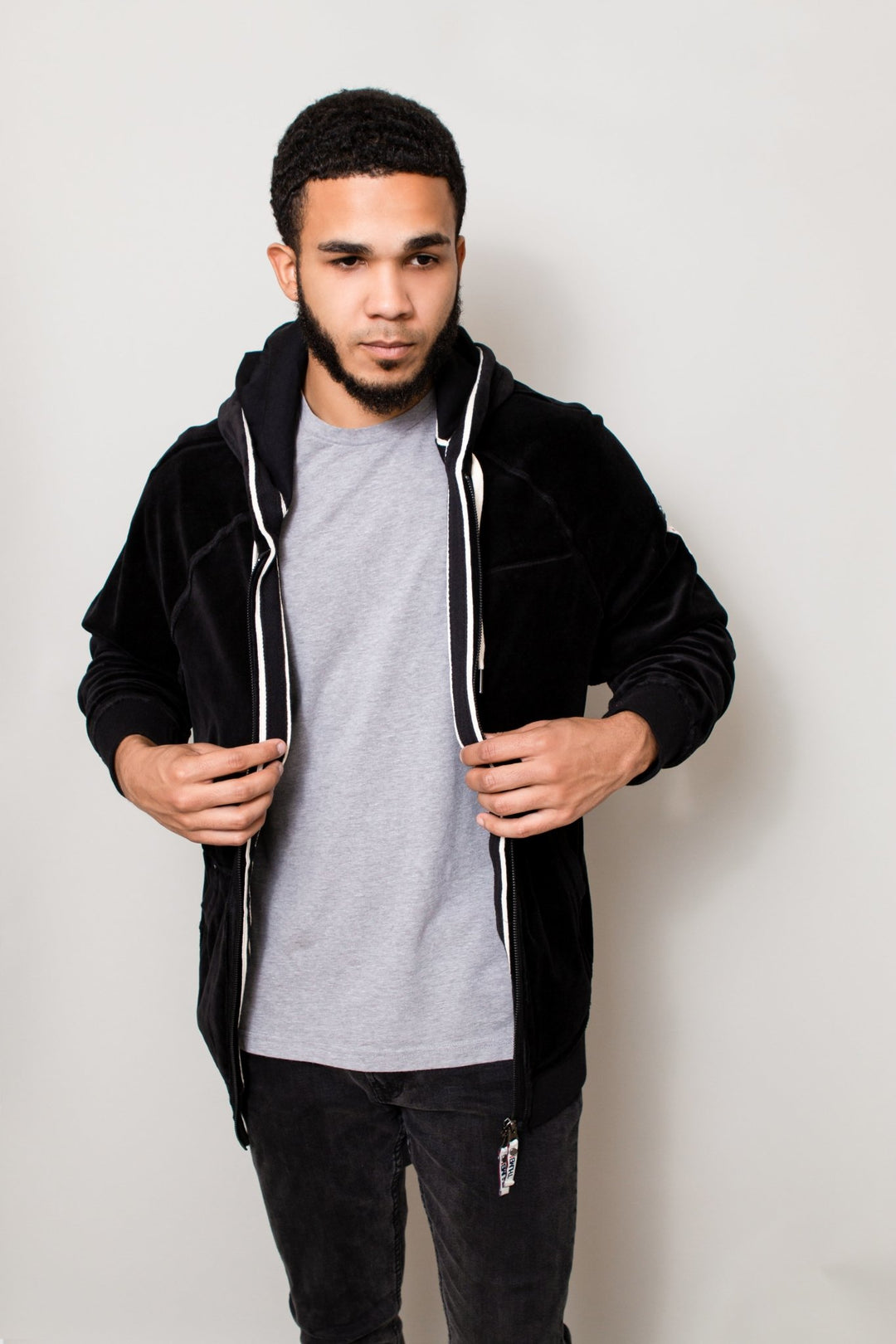 THE MASON VELOUR MENS HOODIE - Thumb United