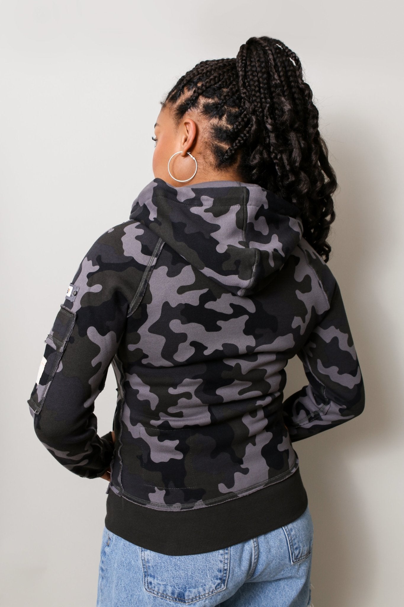 Black and gray online camo hoodie