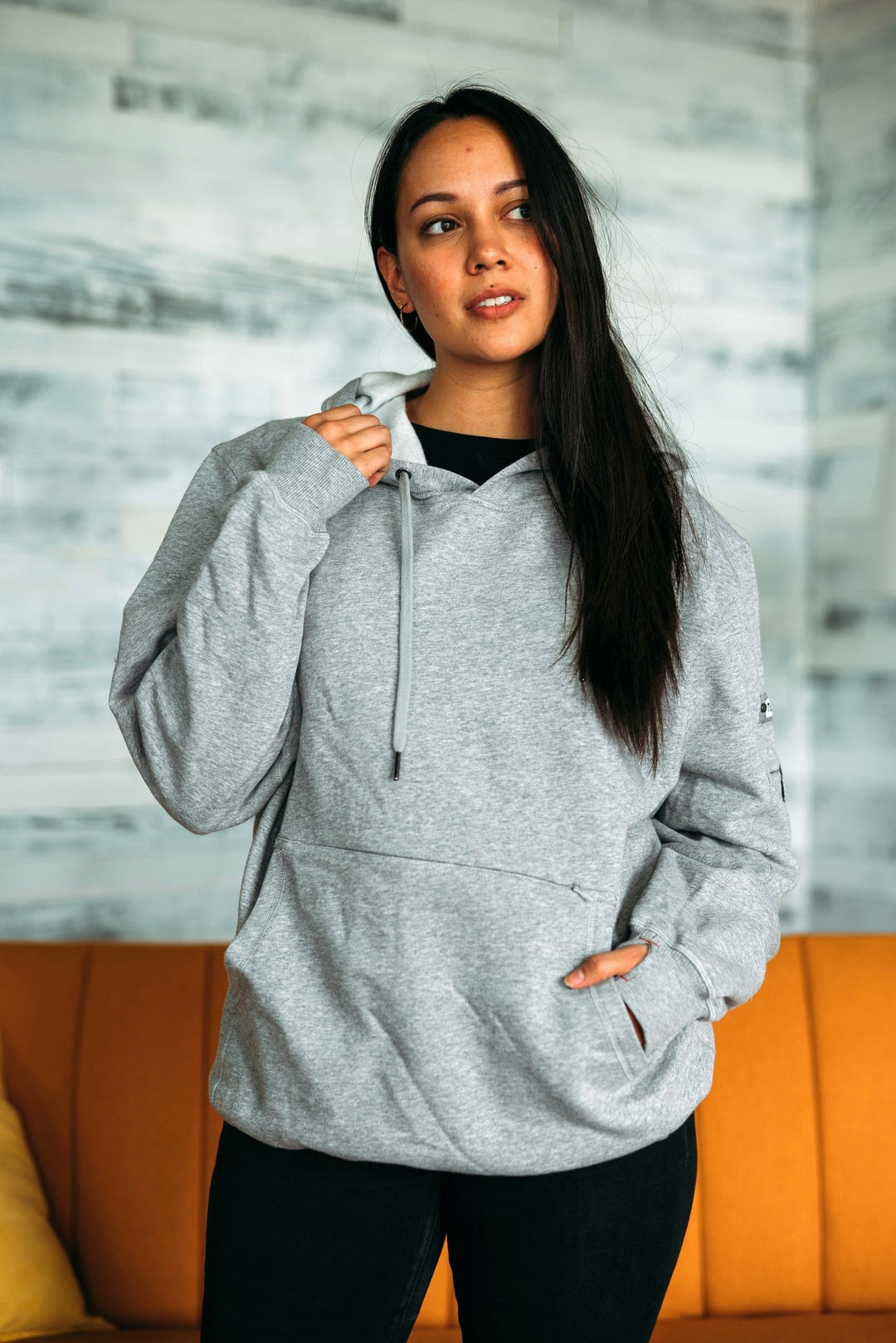 JOHNNY PULLOVER - SUSAN G. KOMEN EDITION - Thumb United