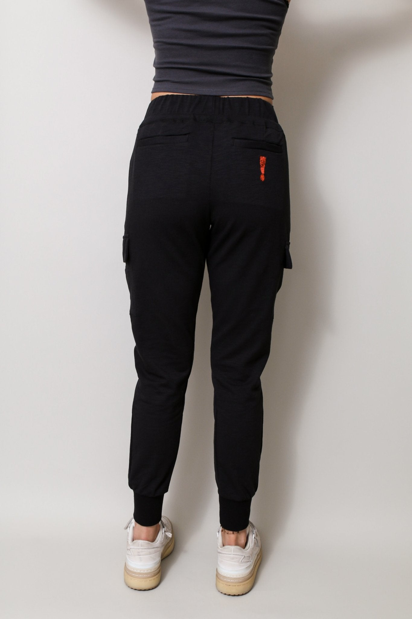 WOMEN'S 6 POCKET PANT - Thumb United